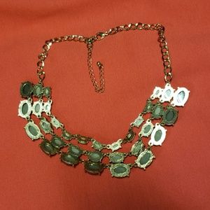 Jewelry - Beautiful statement necklace Jewelry - Beautiful statement necklace